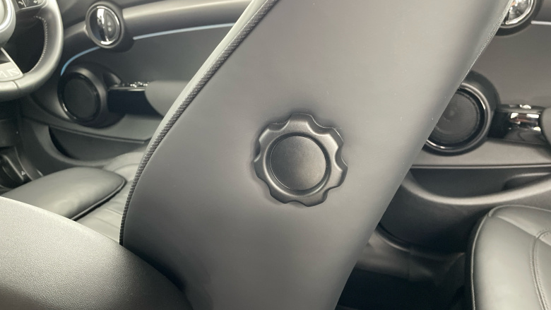 MINI Hatchback 1.5 Cooper Exclusive Premium 5dr Petrol Hatchback